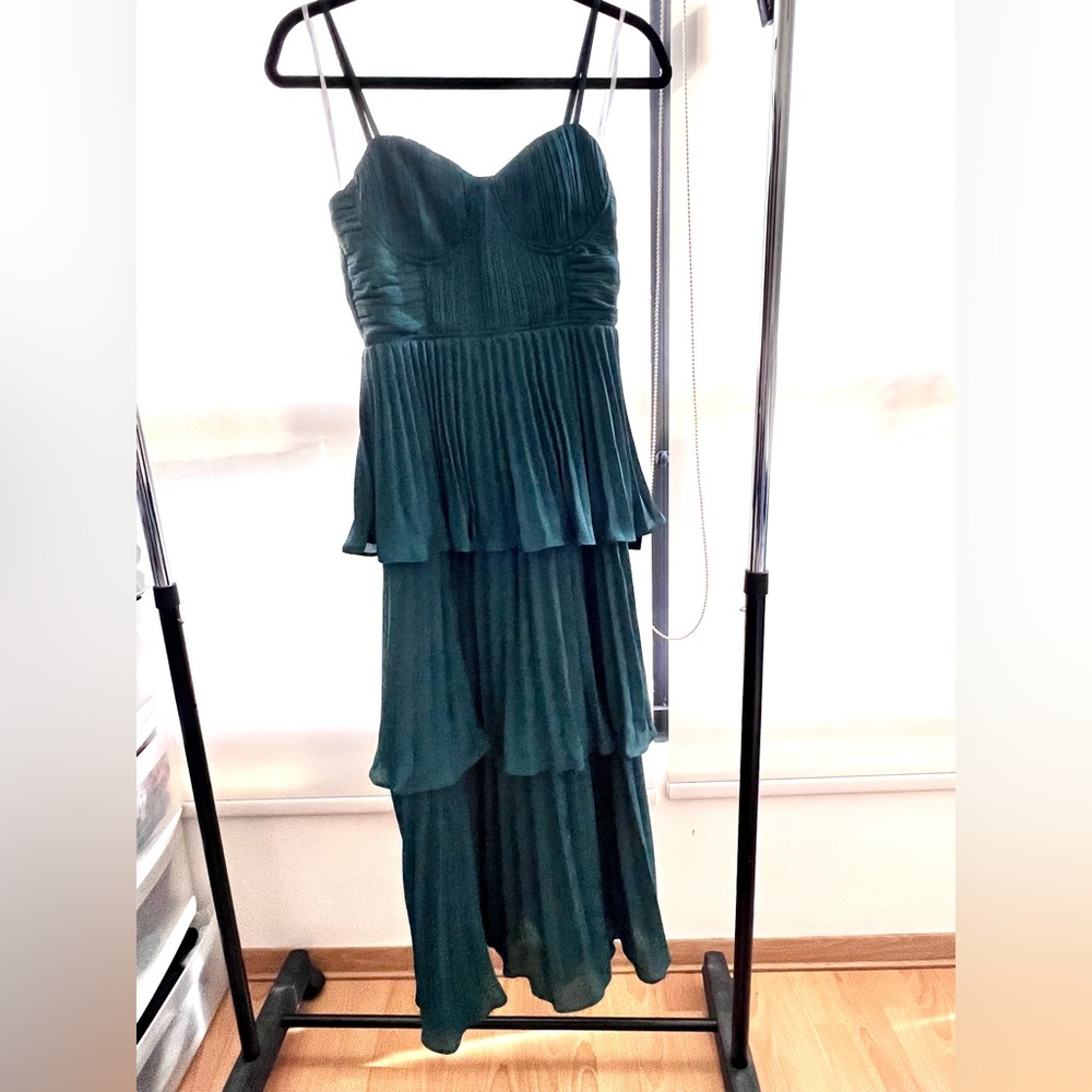 Tiered Pleated Midi Dress XS NWT